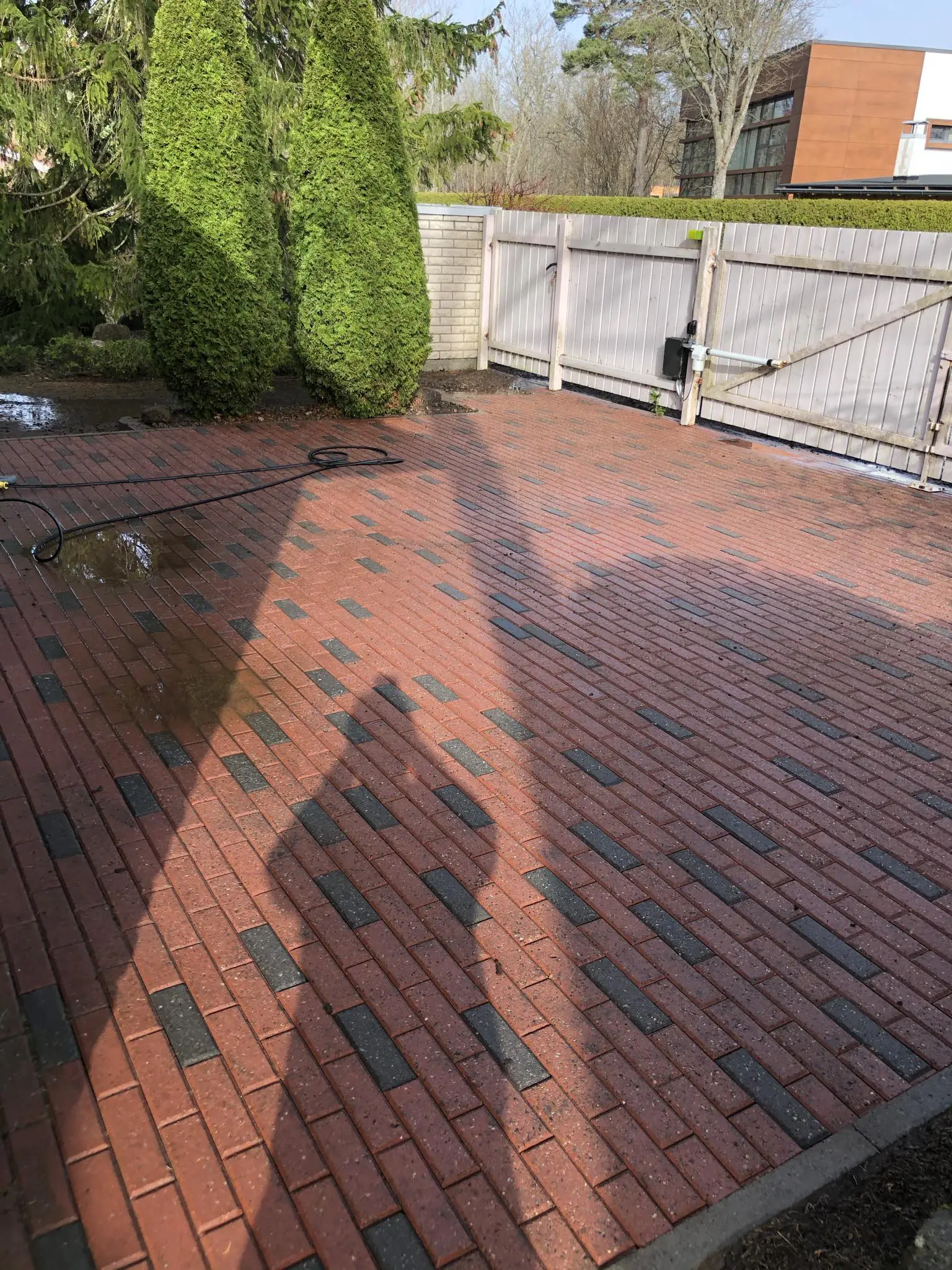 Tänavakivide pesemine pärast